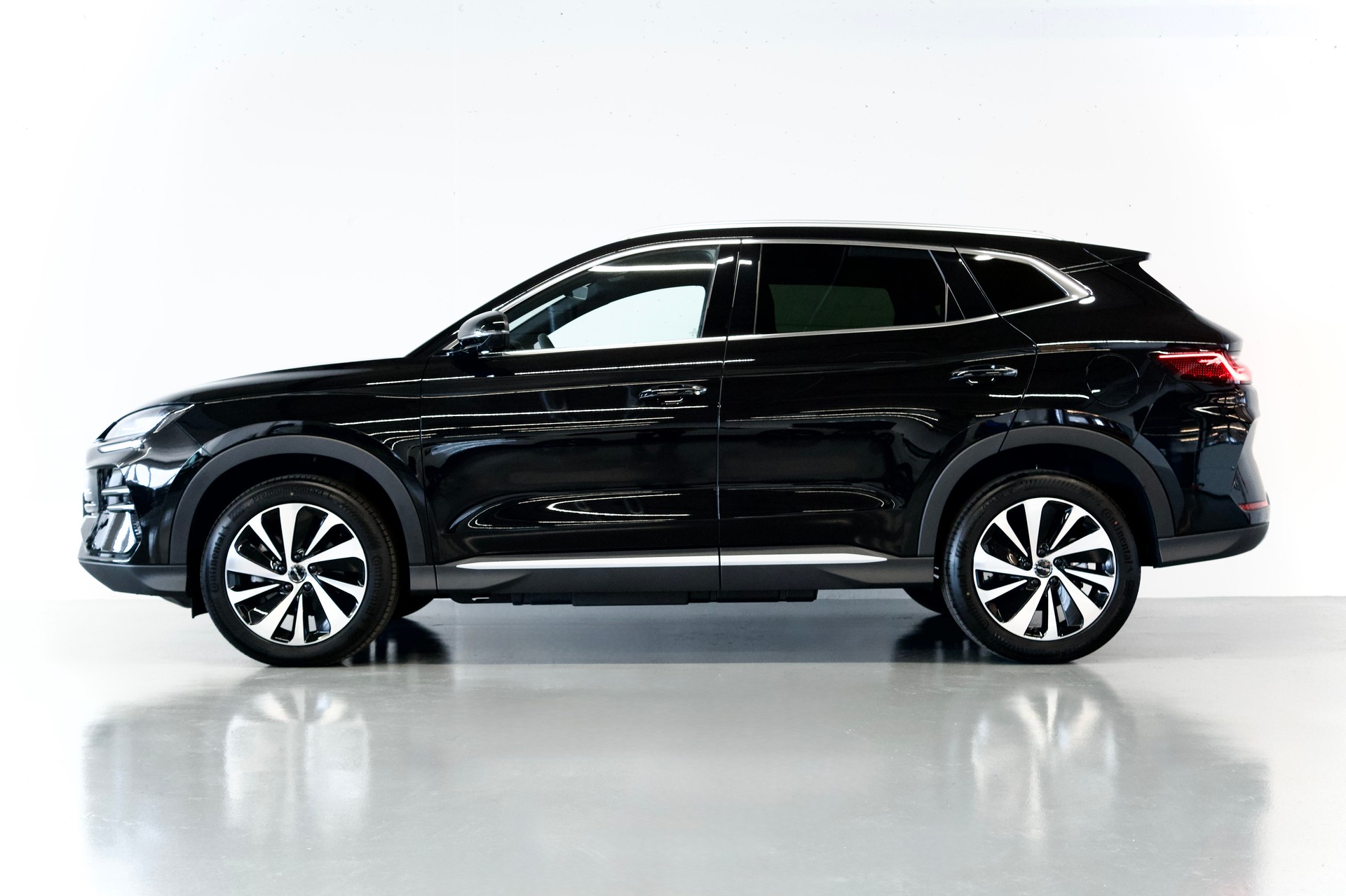 BYD SEAL U DM-i COMFORT | PLUGIN-HYBRID MIT GROSSER BATTERIE | 218 PS-showroom-element-2