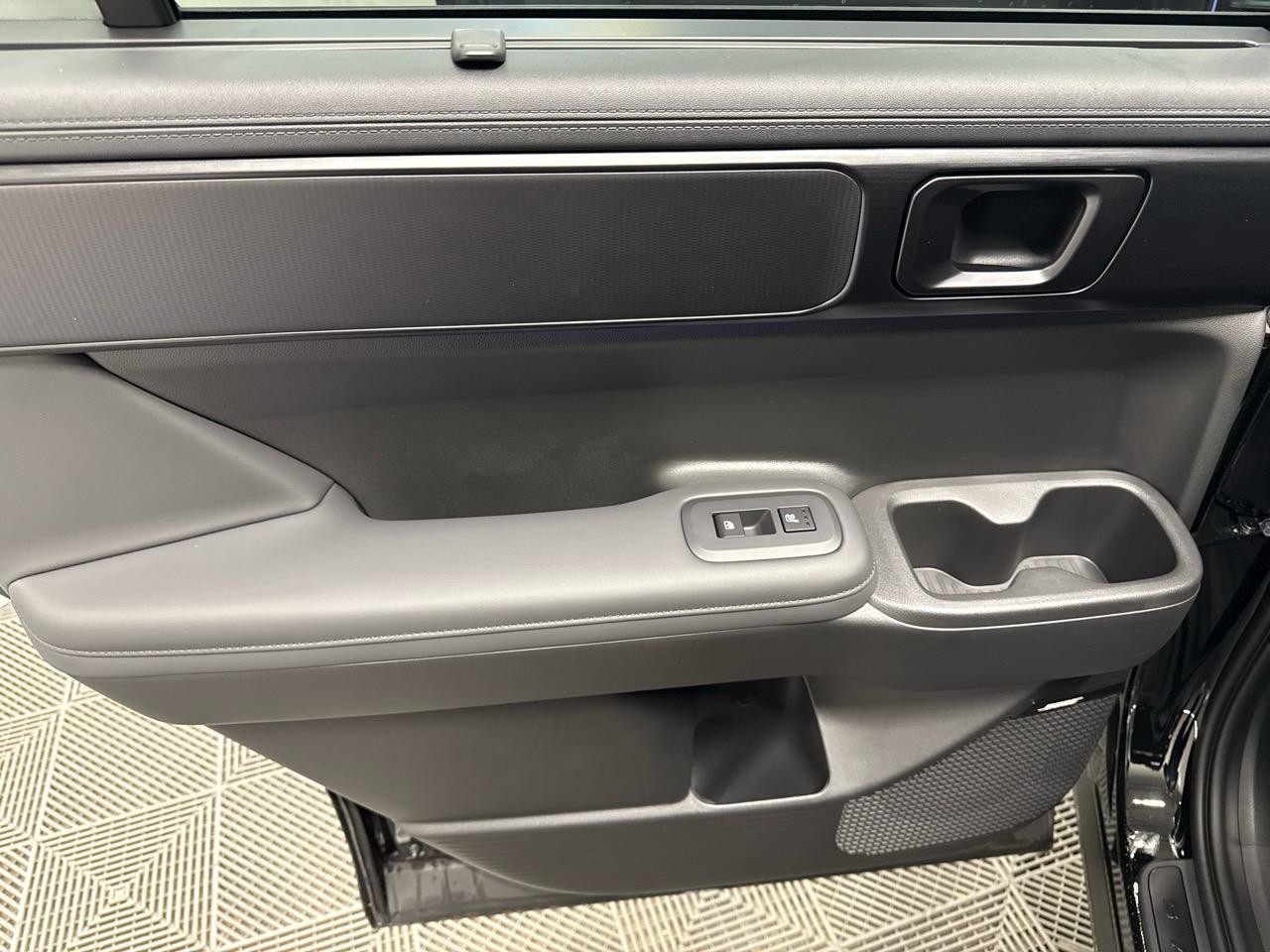 HYUNDAI Santa Fe 1.6 T-GDi PHEV Calligraphy 4WD Automatic-image-7