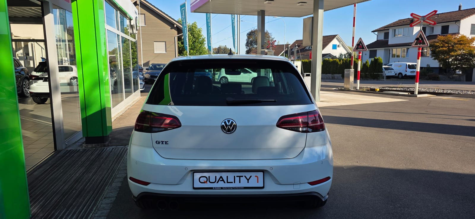 VW Golf 1.4 TSI GTE DSG-showroom-element-3