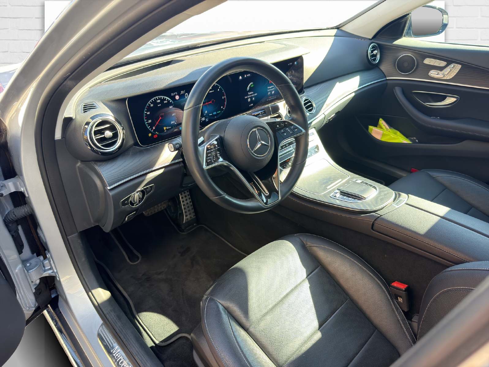 MERCEDES-BENZ E 220 d All-Terrain Avantgarde 4matic Kombi-image-5
