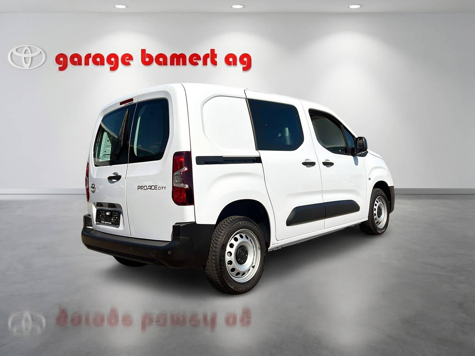TOYOTA PROACE CITY Van L1 1.5 D Active-image-5