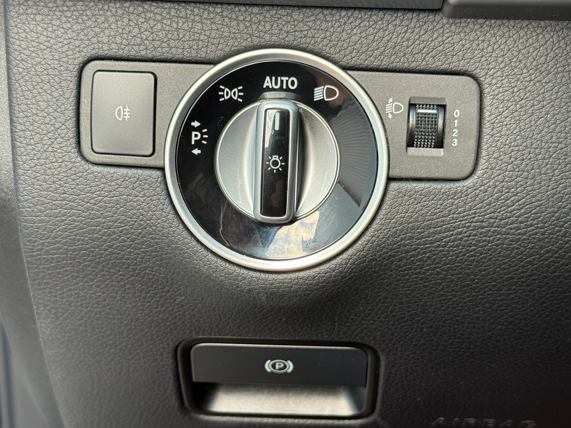 MERCEDES-BENZ ML 250 CDI BlueTec-image-17