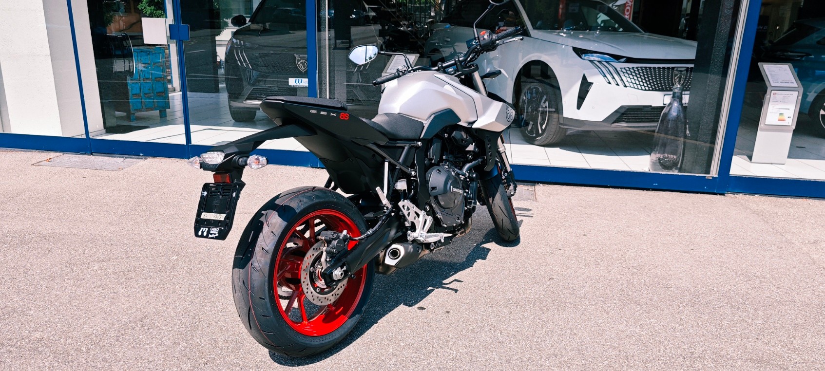SUZUKI GSX 8 S (35kW)-image-2