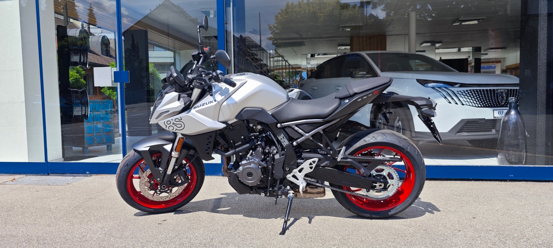 SUZUKI GSX 8 S (35kW)-image-3