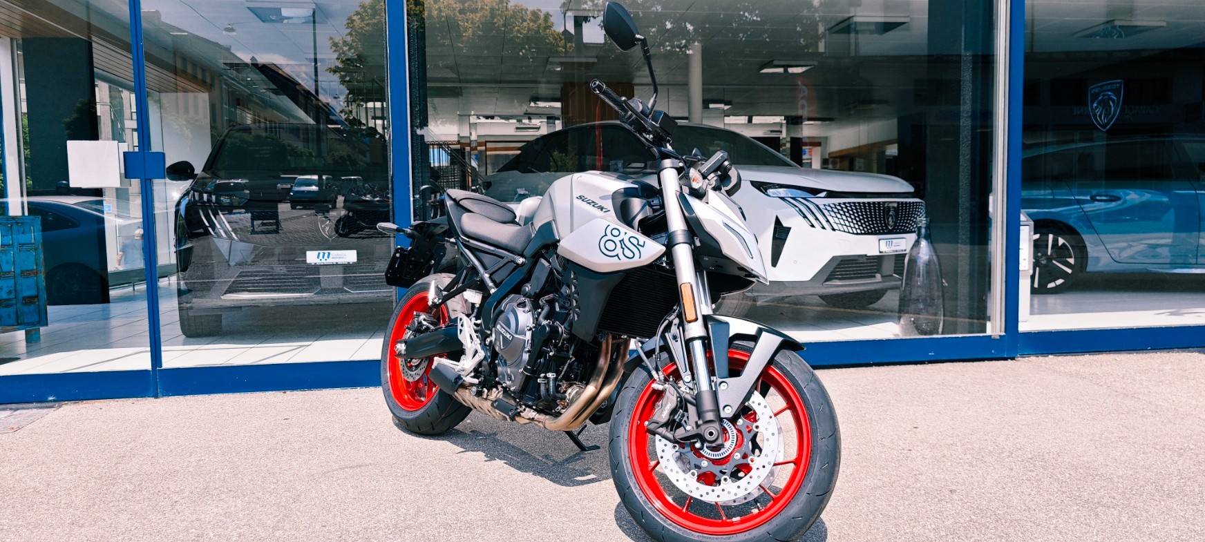 SUZUKI GSX 8 S (35kW)-image-1