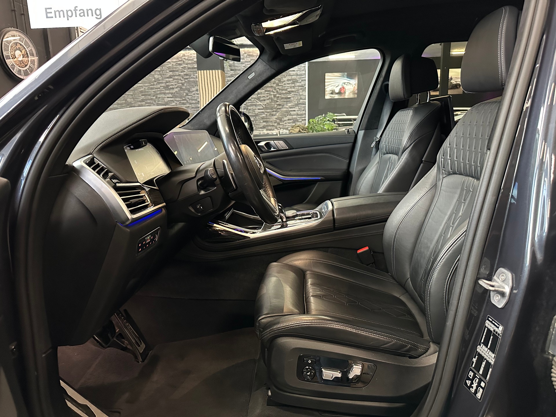 BMW X7 xDrive M50d Steptronic-image-9