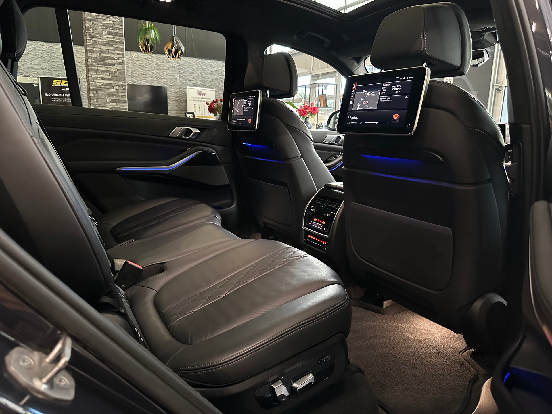 BMW X7 xDrive M50d Steptronic-image-14