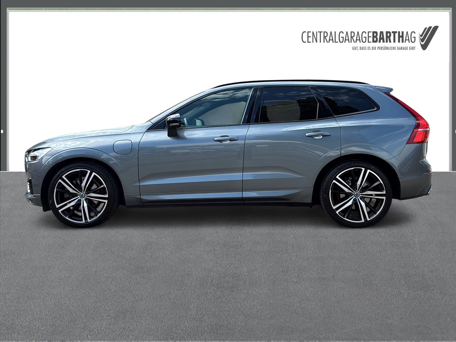 VOLVO XC60 2.0 T8 TE R-Design eAWD-showroom-element-3