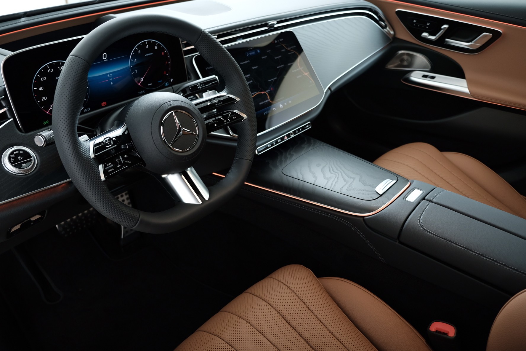 MERCEDES-BENZ E 450 AMG Line 4matic W214-image-8