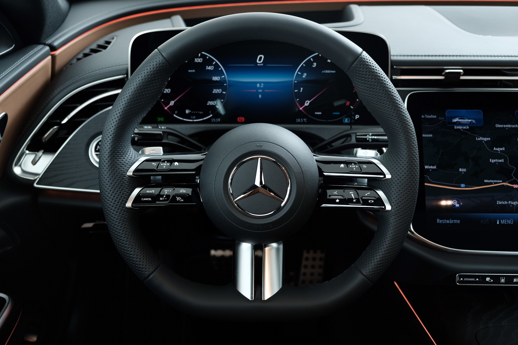 MERCEDES-BENZ E 450 AMG Line 4matic W214-image-7