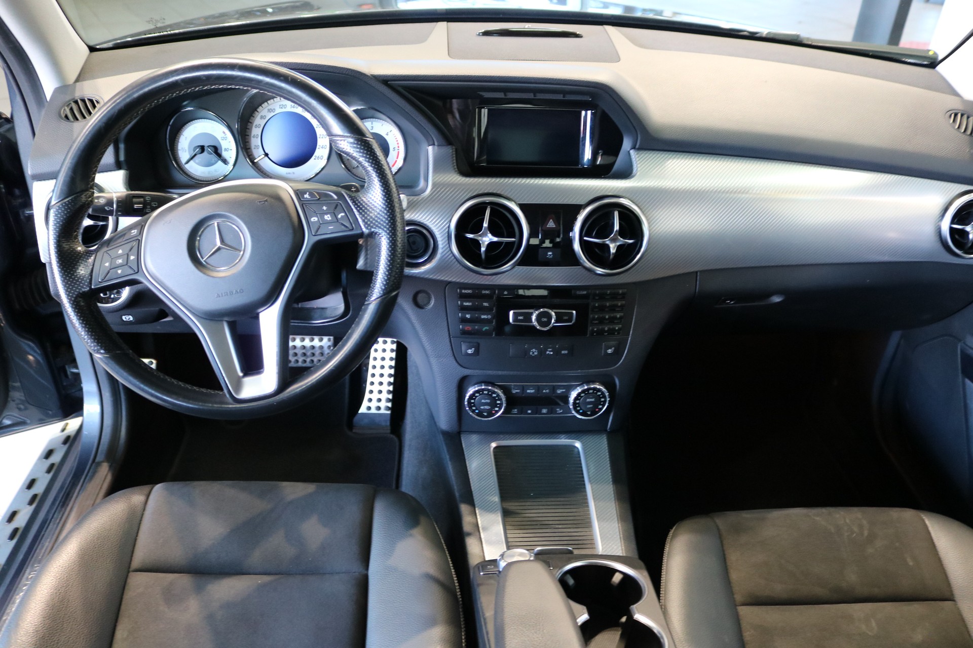 MERCEDES-BENZ GLK 250 BlueTEC 4Matic 7G-Tronic-image-28