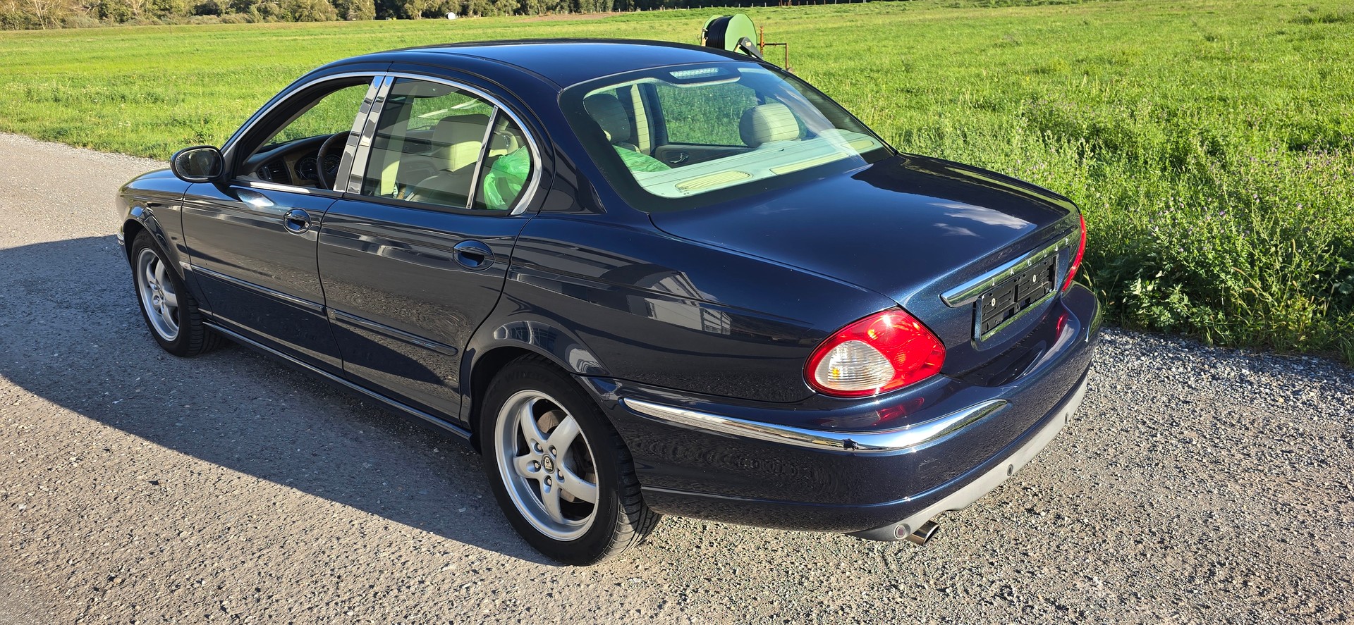 JAGUAR X-Type 3.0 V6 Traction4 Executive-showroom-element-3