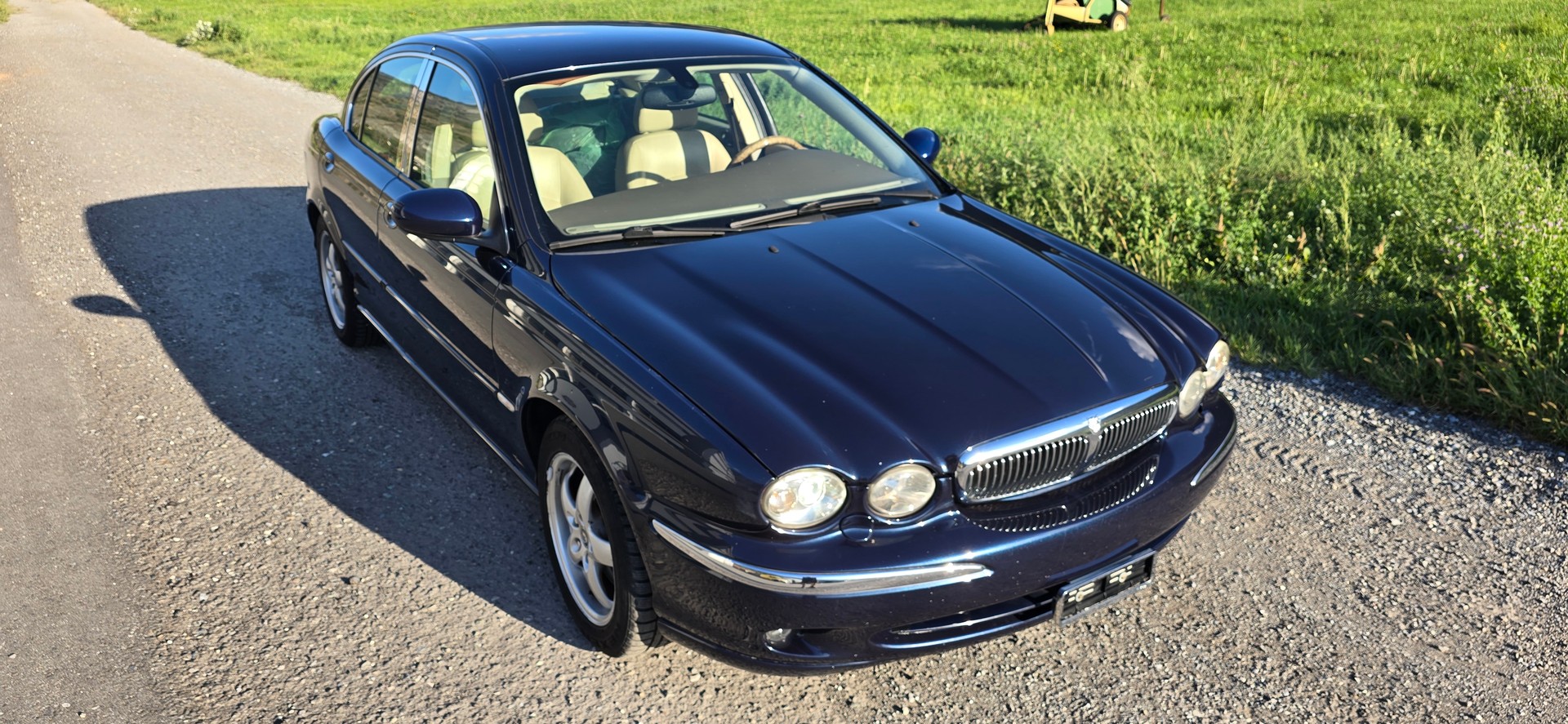 JAGUAR X-Type 3.0 V6 Traction4 Executive-showroom-element-1
