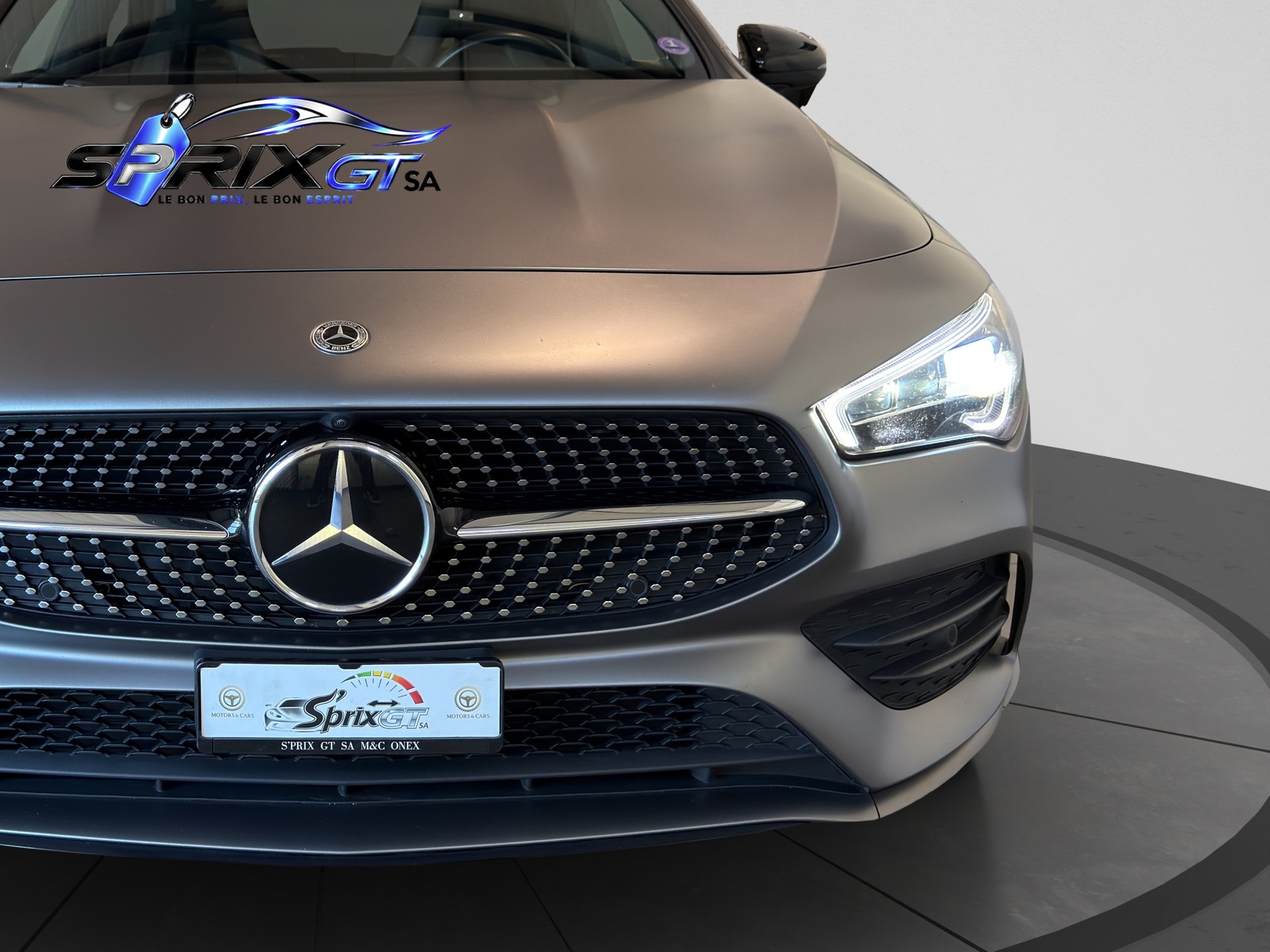 MERCEDES-BENZ CLA Shooting Brake 250 4Matic 7G-DCT AMG Line-image-8