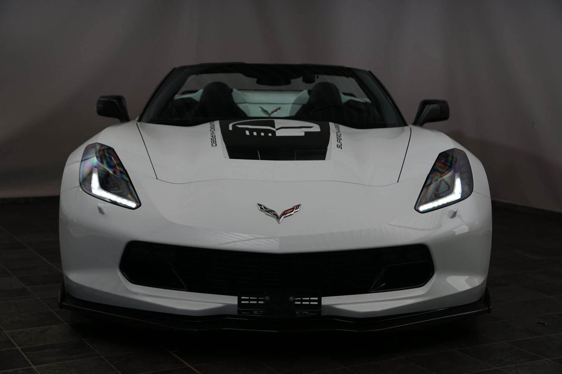 CHEVROLET Corvette Convertible Stingray-showroom-element-1