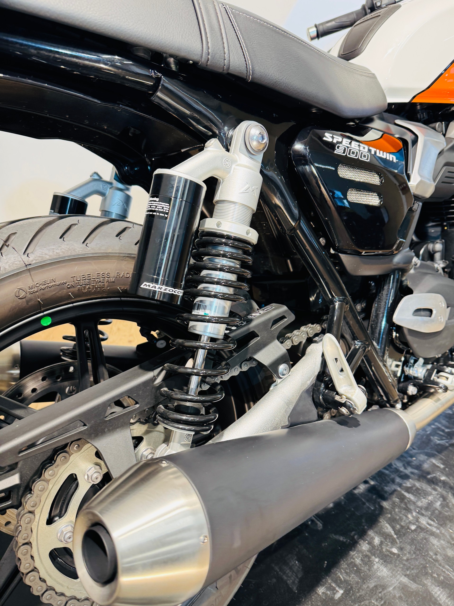 TRIUMPH Speed Twin 900-image-7