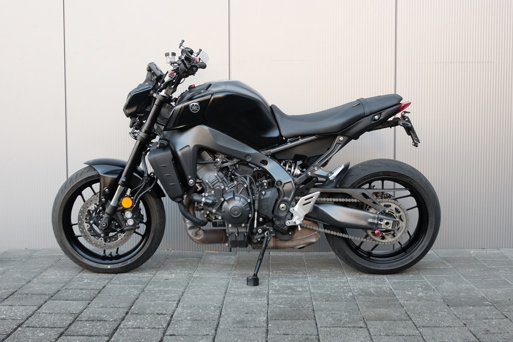 YAMAHA MT-09 ABS-image-2