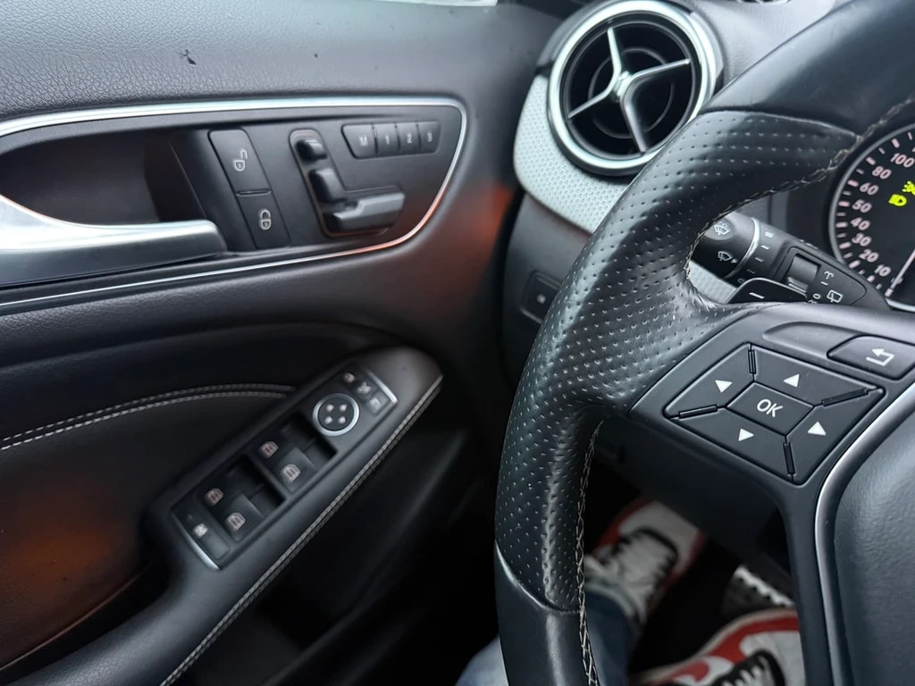 MERCEDES-BENZ B 220 4Matic 7G-DCT-image-14