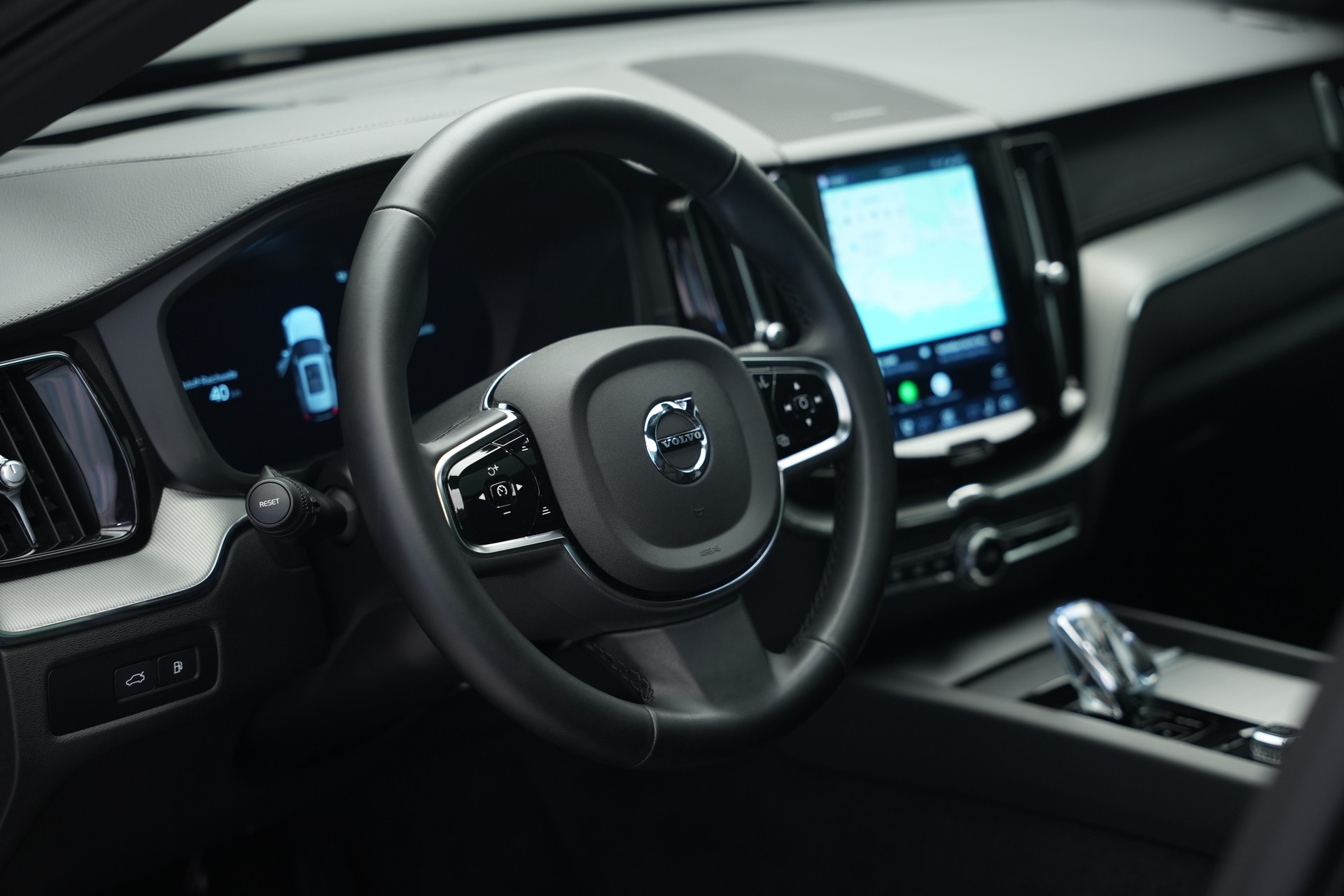 VOLVO XC60 T8 eAWD PluginHybrid Ultimate Dark Geartronic Black Edition Ultra-image-23