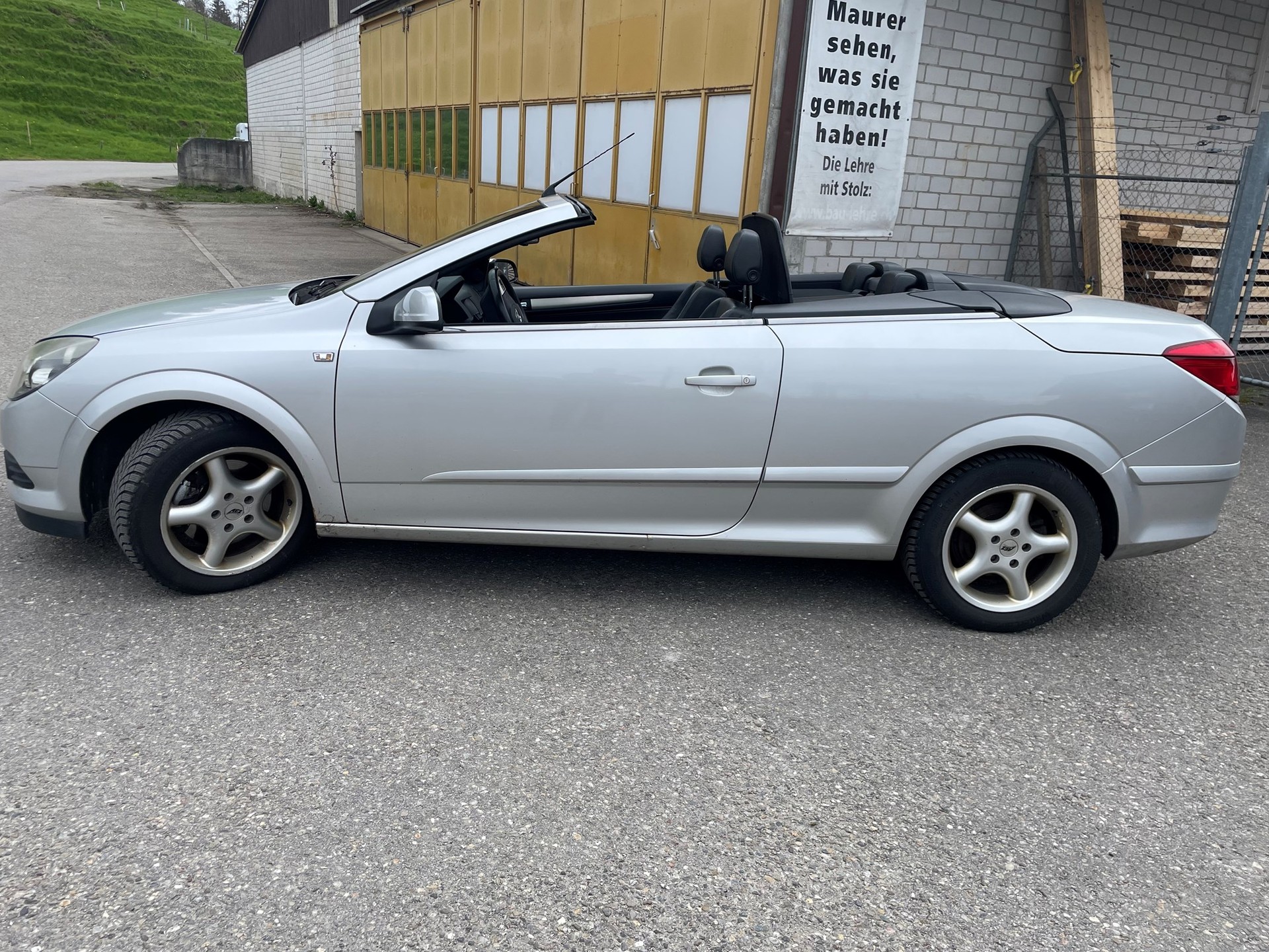 OPEL Astra TT 1.9 CDTi 16V Cosmo-image-2
