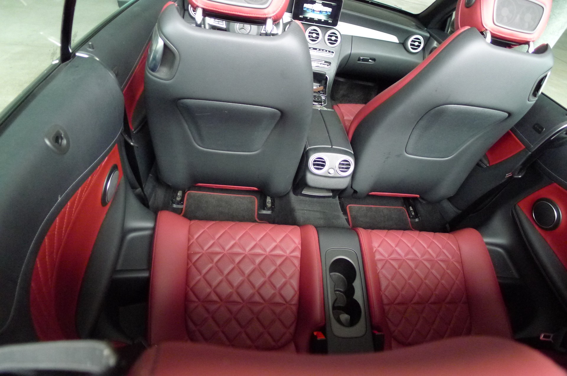 MERCEDES-BENZ C 400 Cabriolet AMG Line 4Matic 9G-Tronig-image-13