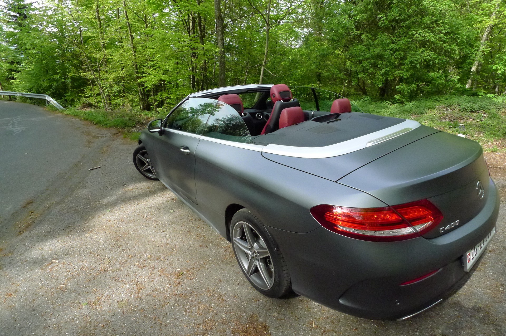 MERCEDES-BENZ C 400 Cabriolet AMG Line 4Matic 9G-Tronig-image-9