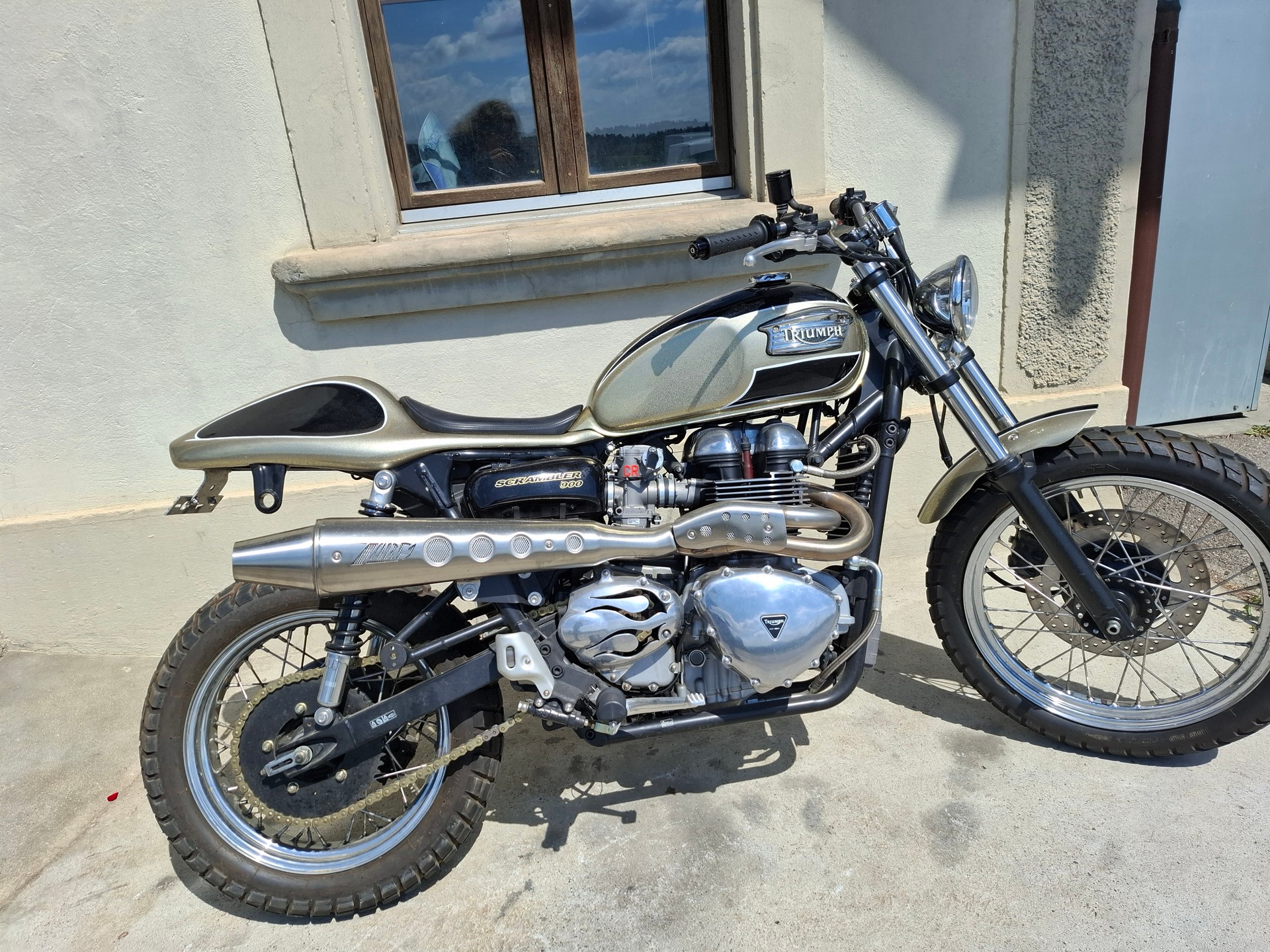 TRIUMPH Scrambler 900-image-1