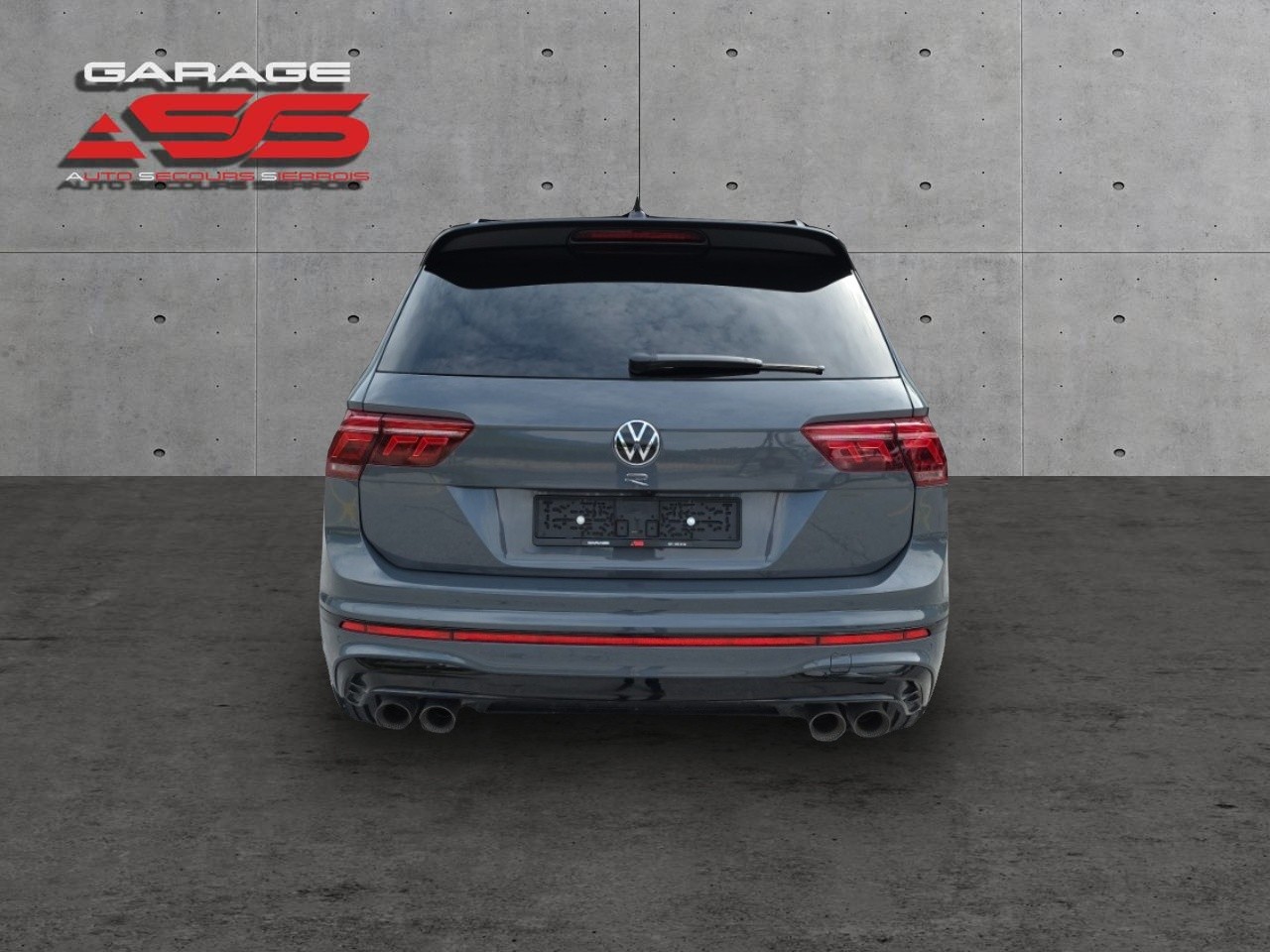 VW Tiguan 2.0TSI R 4Motion DSG-image-8