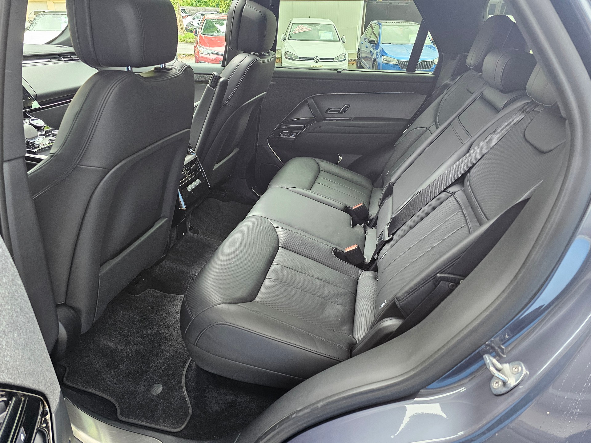 LAND ROVER Range Rover Sport D300 3.0 TD6 MHEV Dynamic SE Automatic-image-12