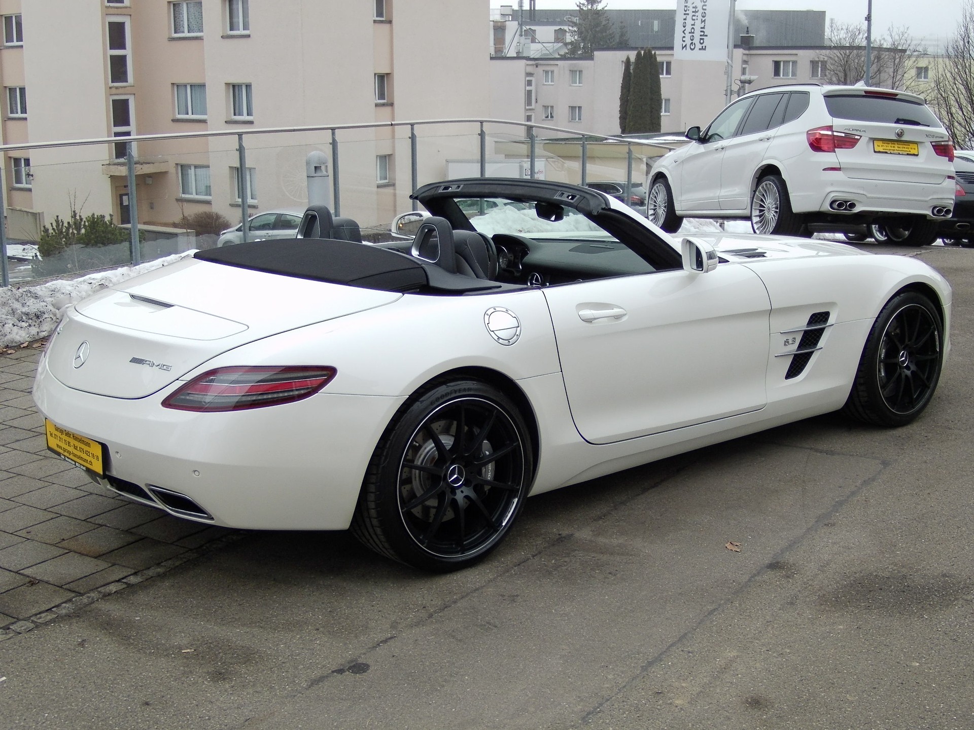 MERCEDES-BENZ SLS 63 AMG Speedshift-image-2