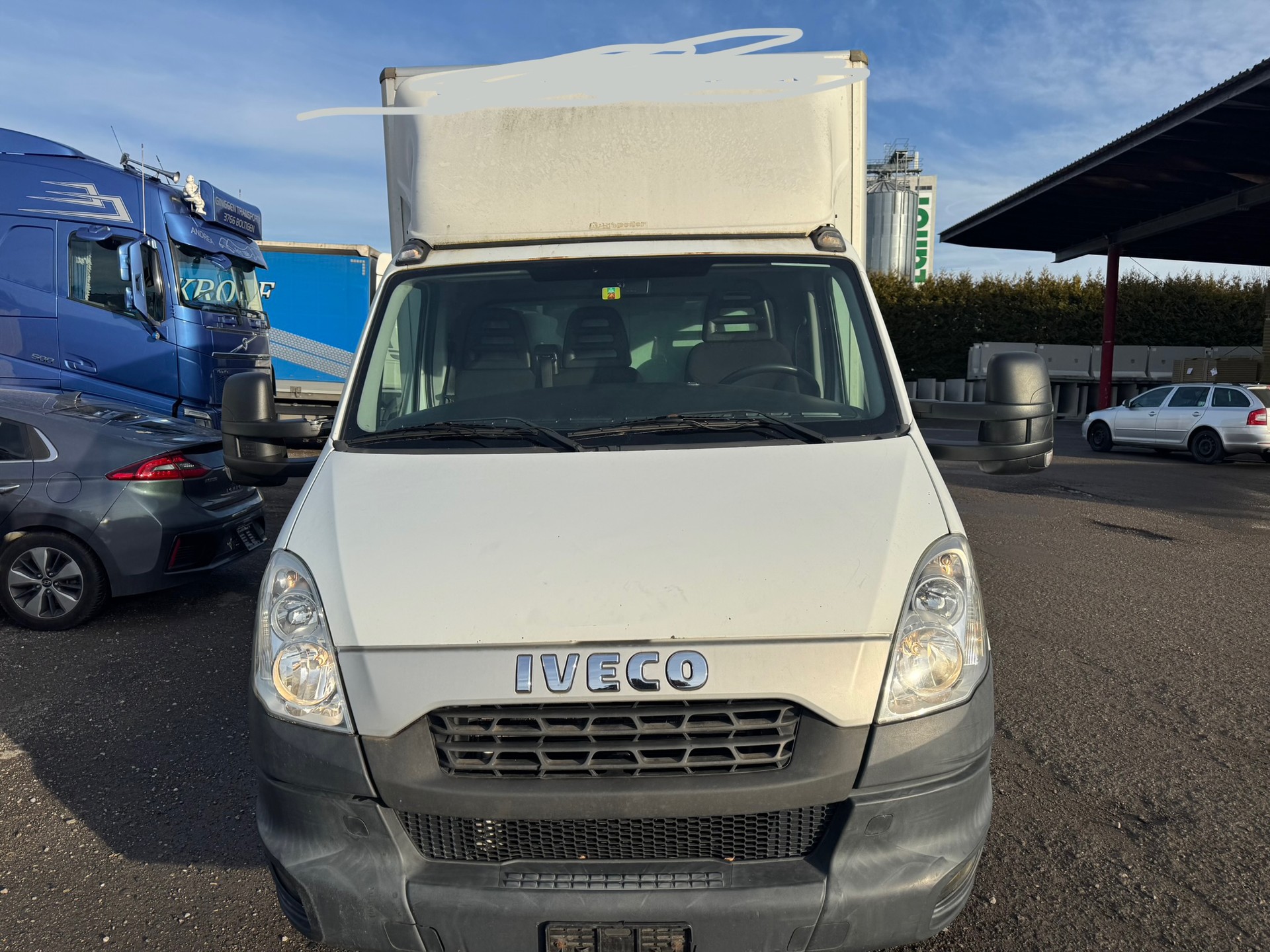 IVECO 35 S 17-image-1