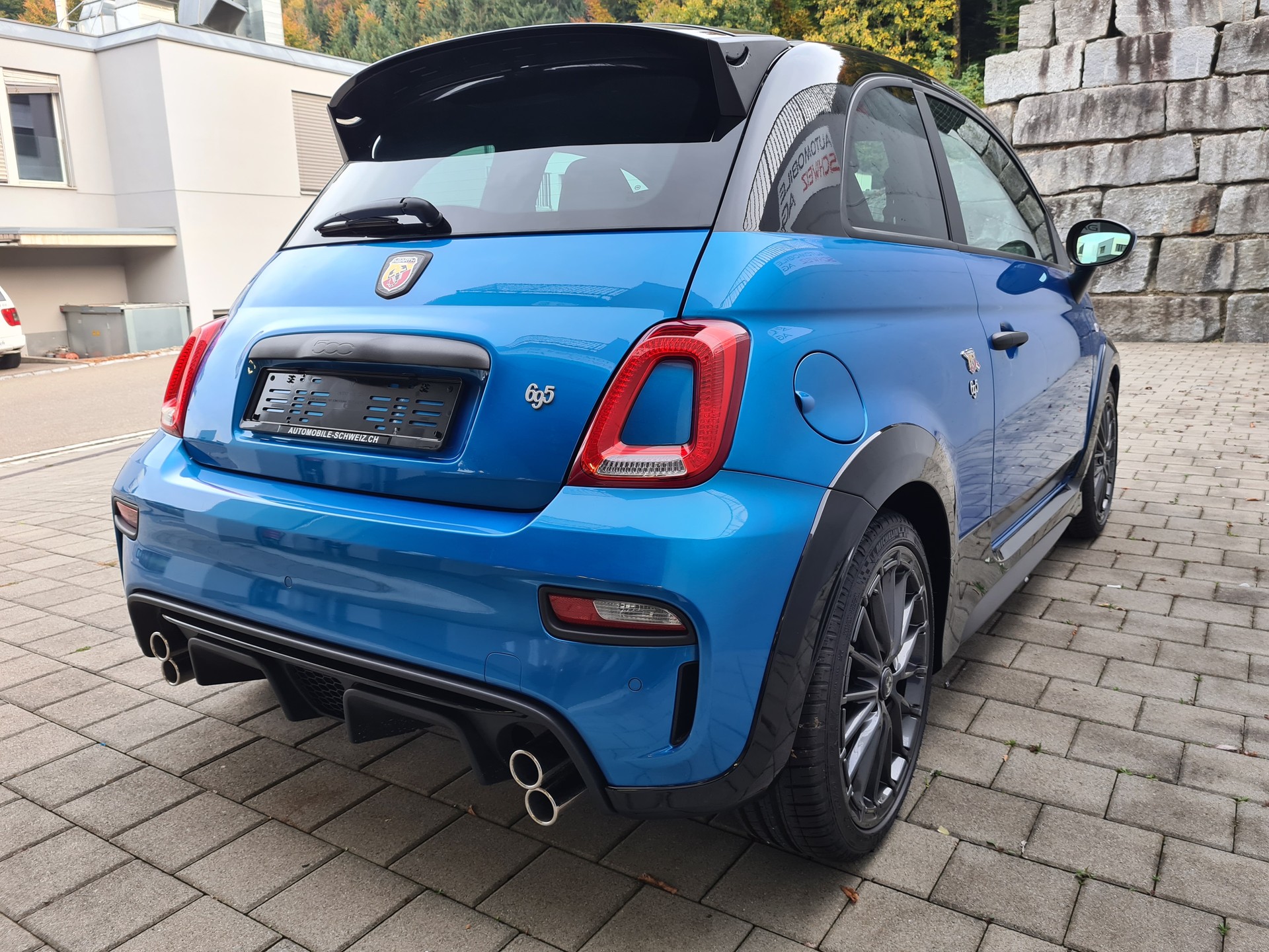 FIAT 695 1.4 16V Turbo Abarth 131 Rally Tributo-image-7