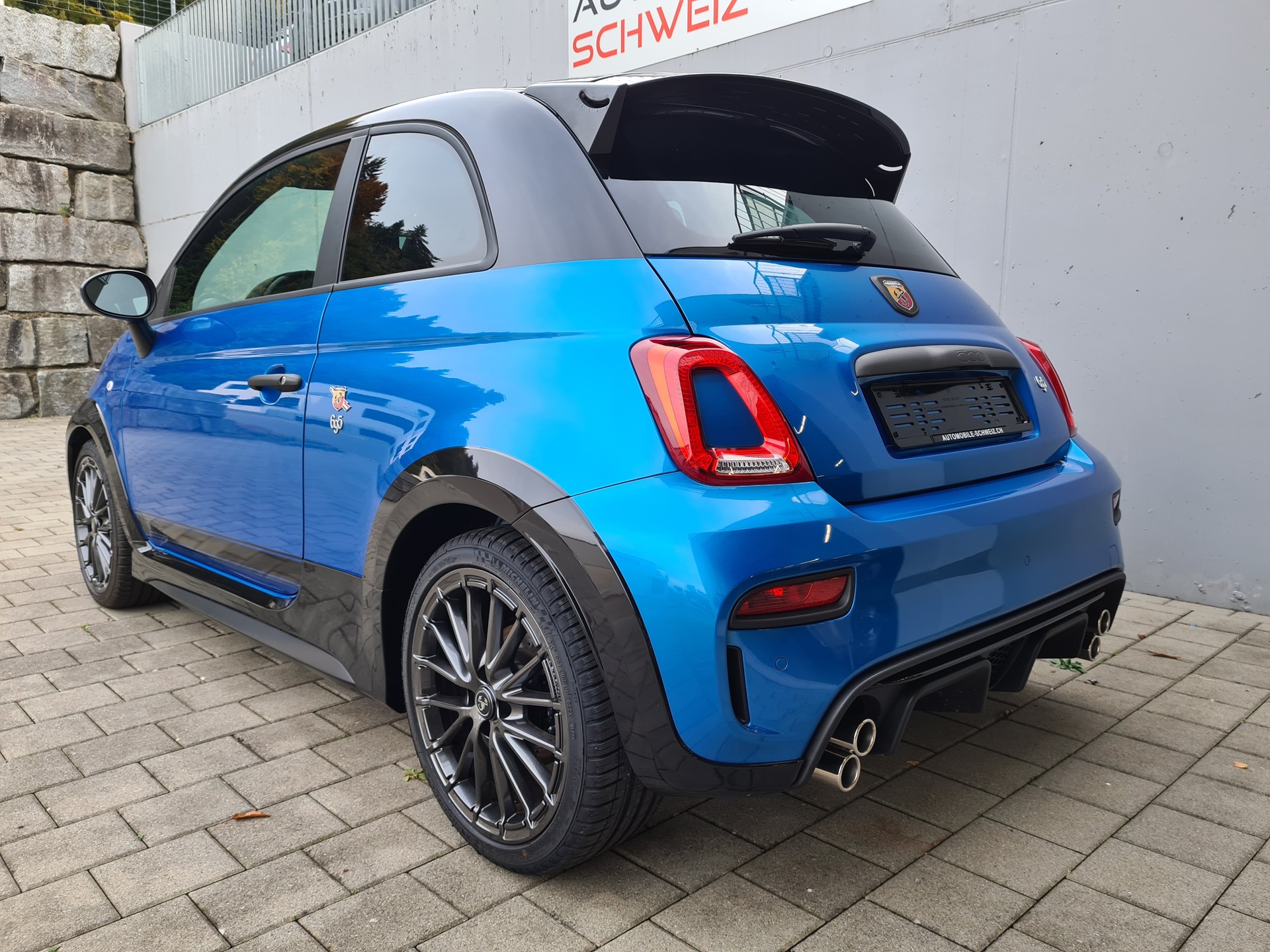 FIAT 695 1.4 16V Turbo Abarth 131 Rally Tributo-image-10