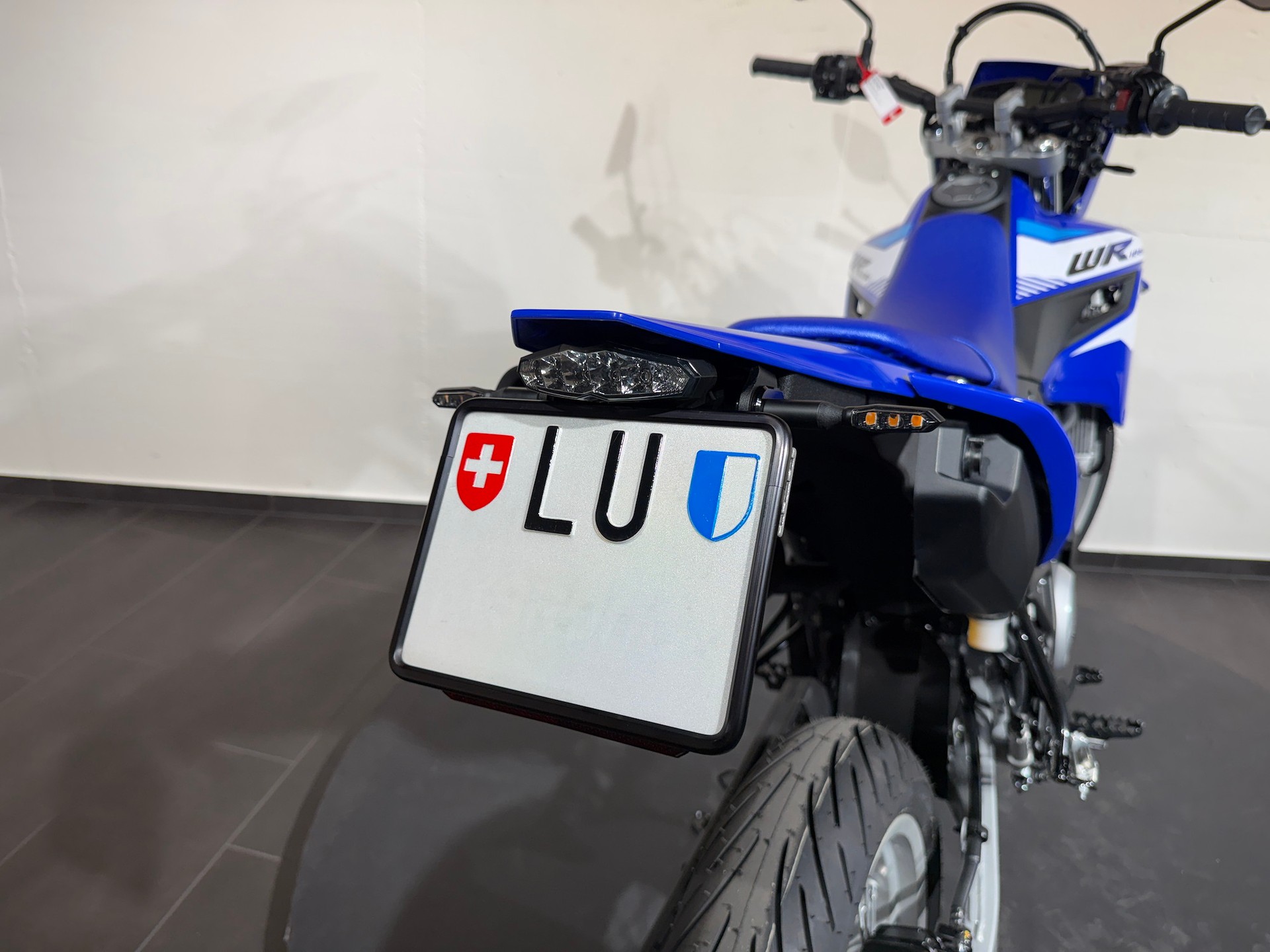 YAMAHA WR 125 Supermoto-image-7
