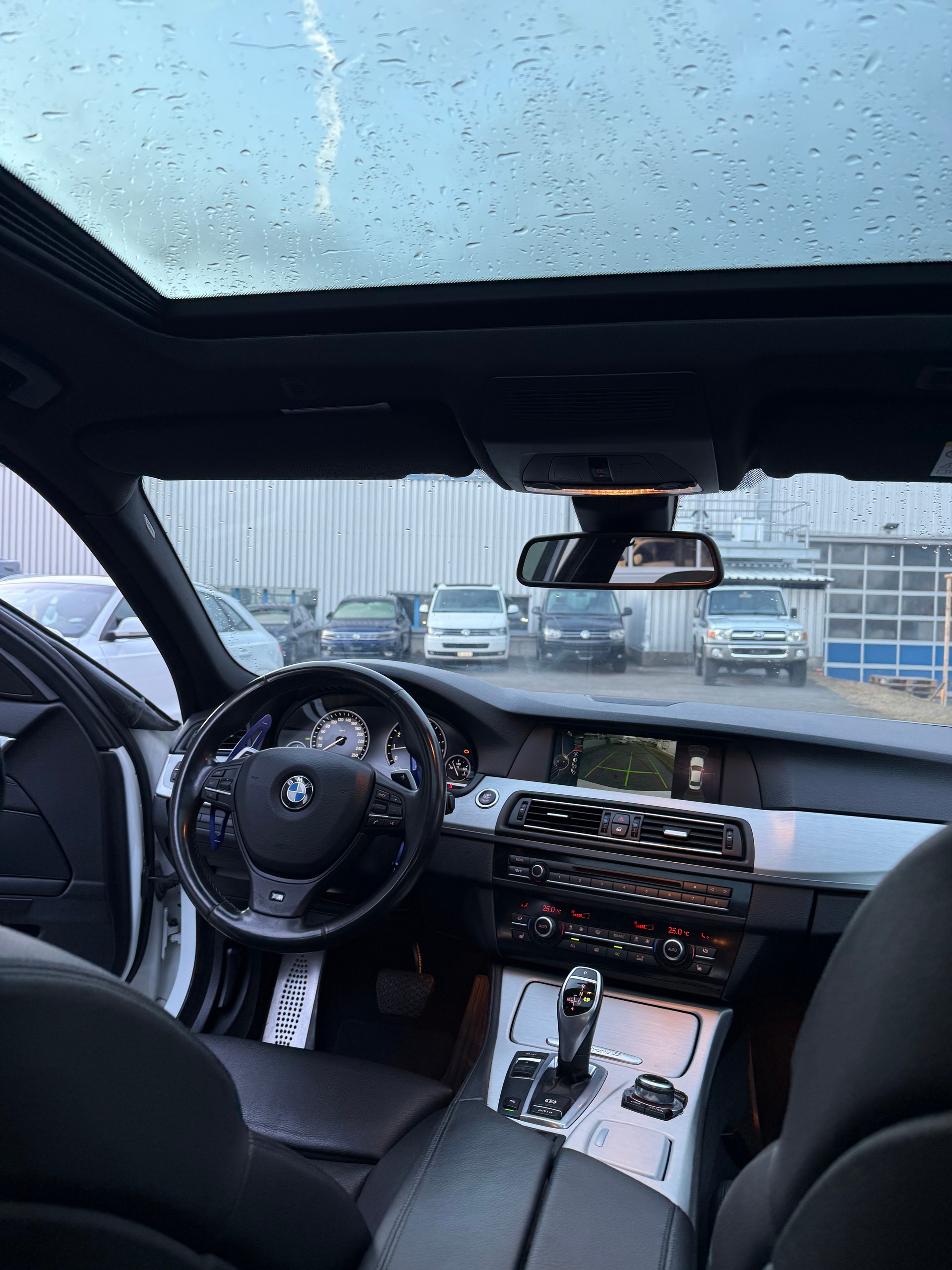 BMW ActiveHybrid 5 Steptronic-image-5