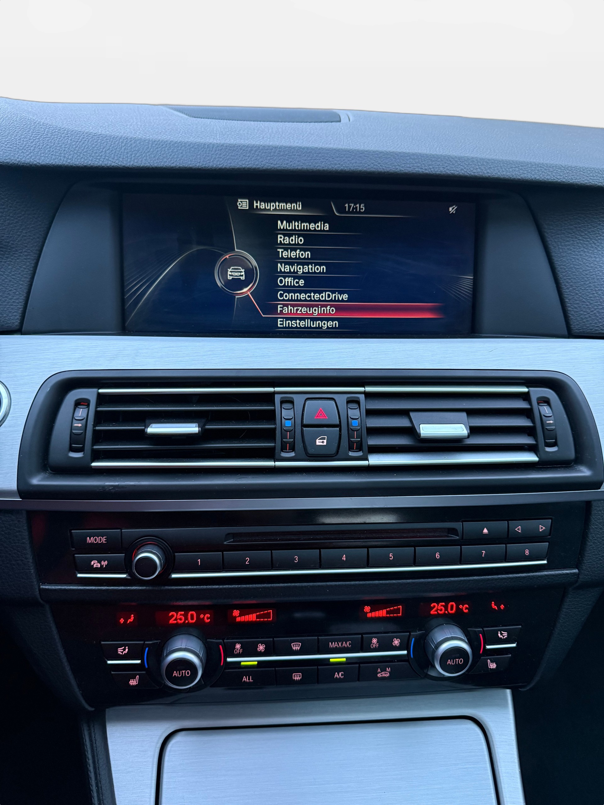 BMW ActiveHybrid 5 Steptronic-image-7