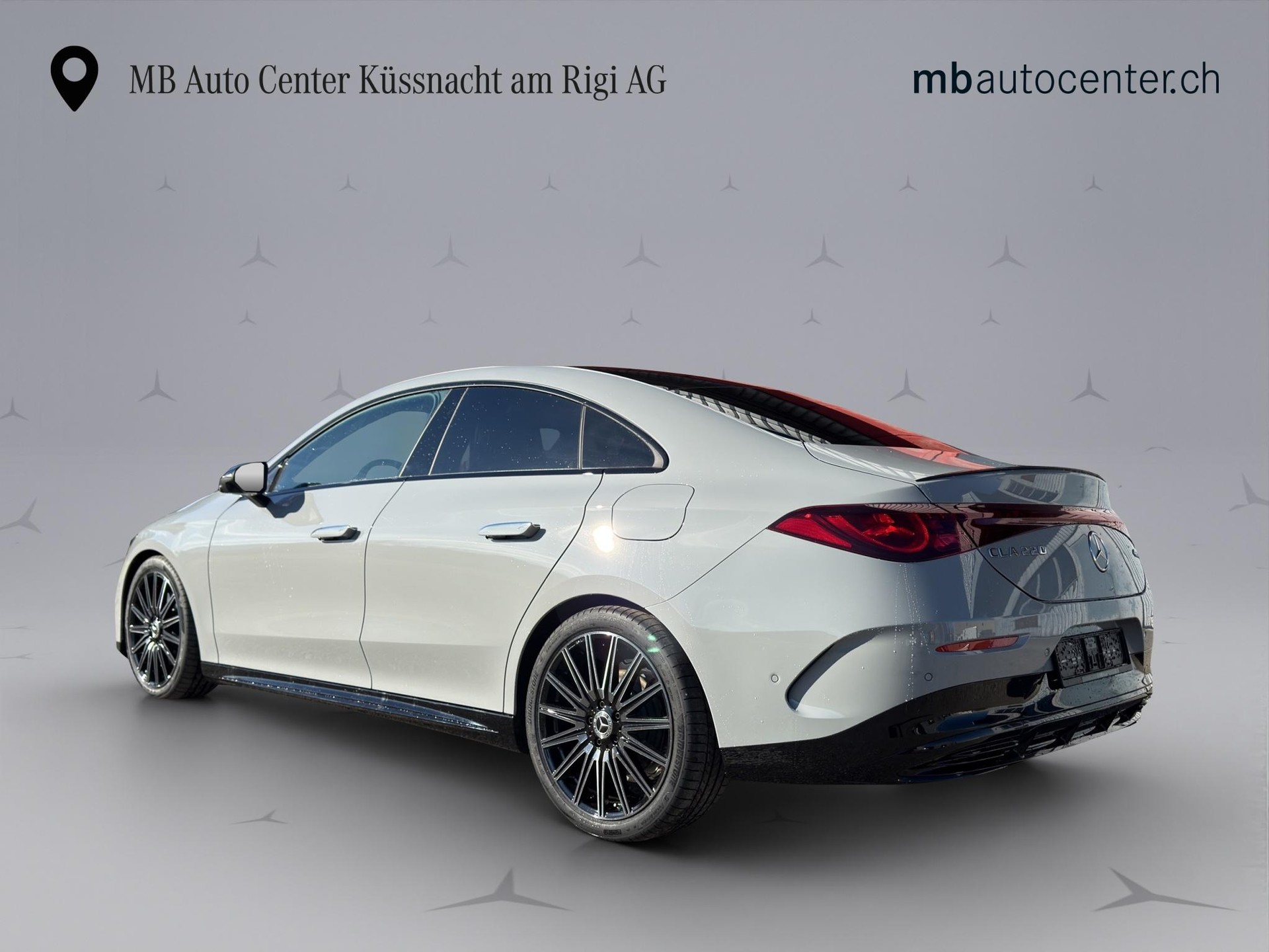 MERCEDES-BENZ CLA 220 AMG Line 4matic-showroom-element-3