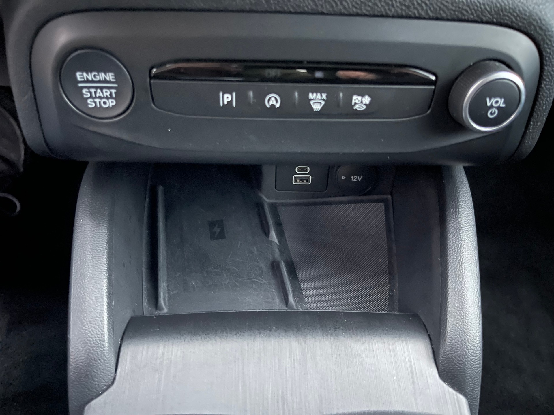 FORD Focus 1.5 TDCi Titanium Automatic-image-14
