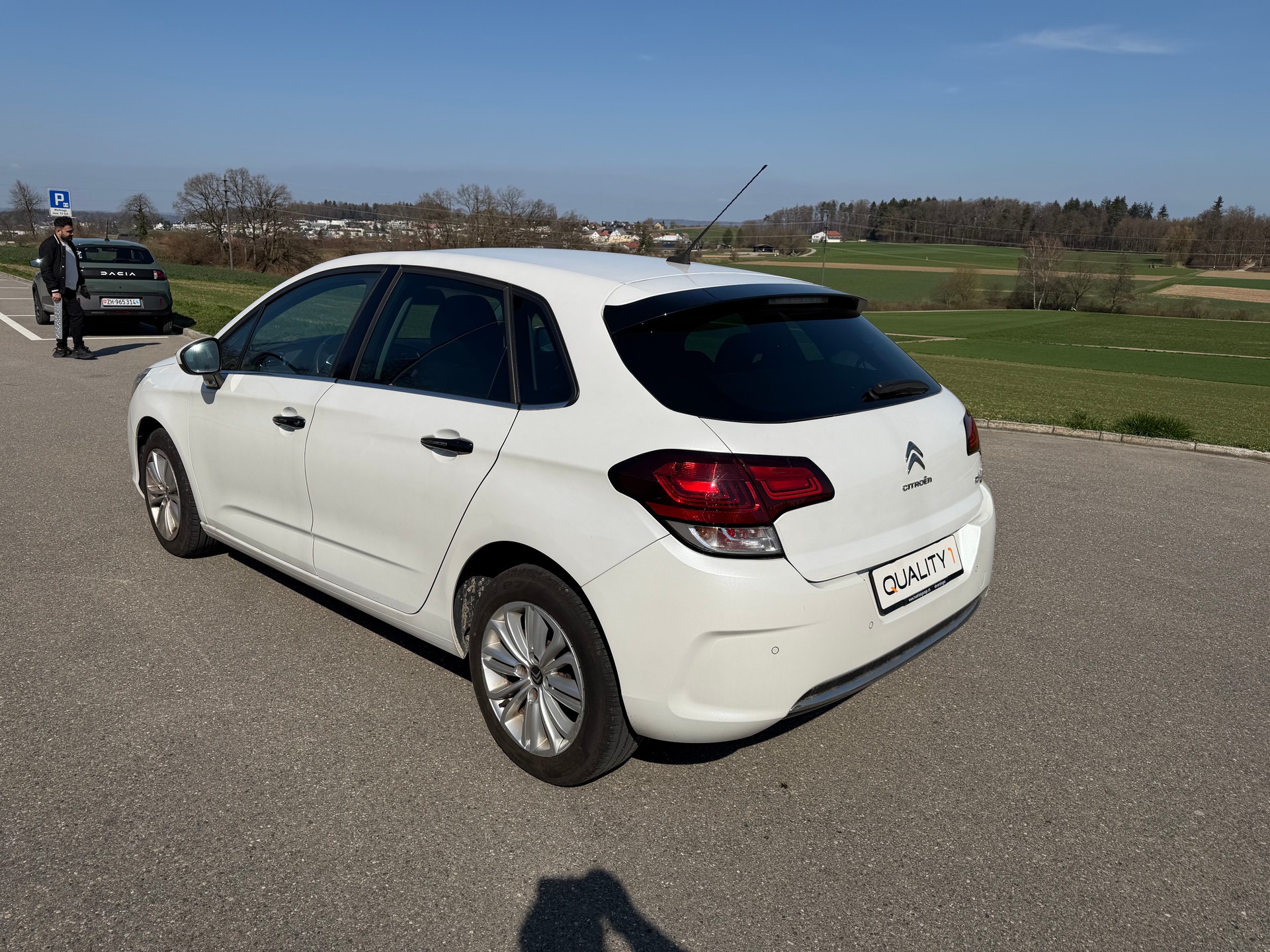 CITROEN C4 1.2 Pure Tech Shine Automatic-image-3