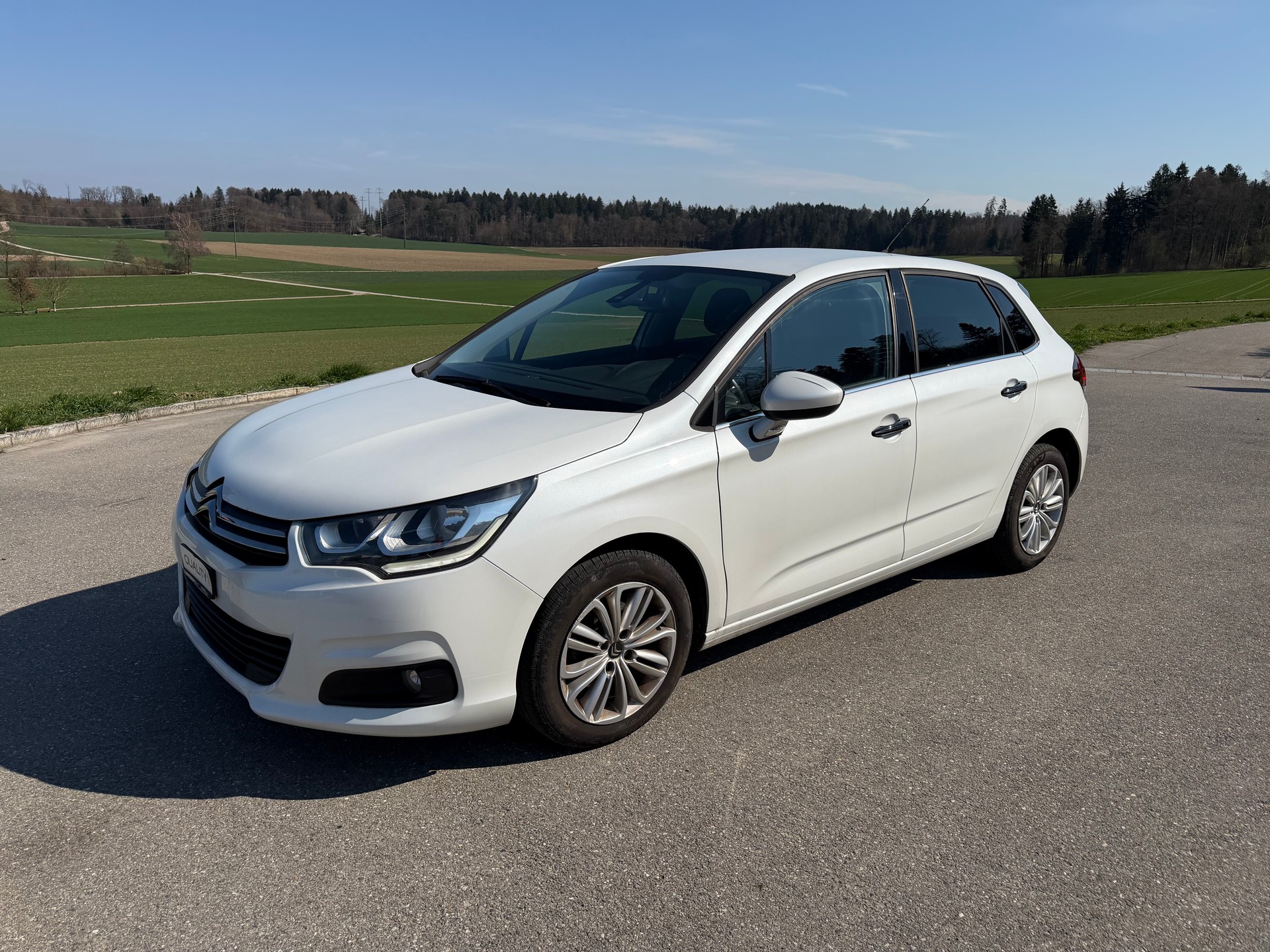 CITROEN C4 1.2 Pure Tech Shine Automatic-image-1