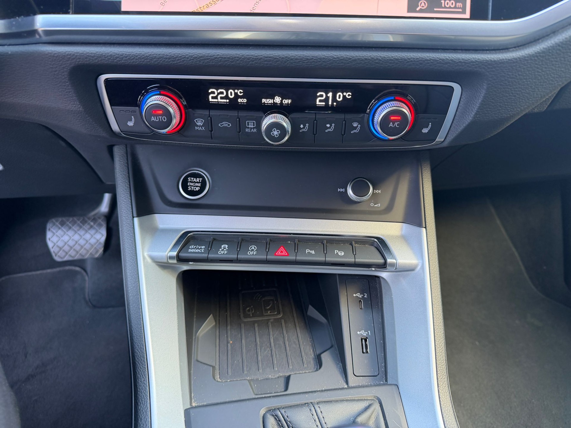 AUDI Q3 Sportback 45 TFSI S line quattro S-tronic-image-19