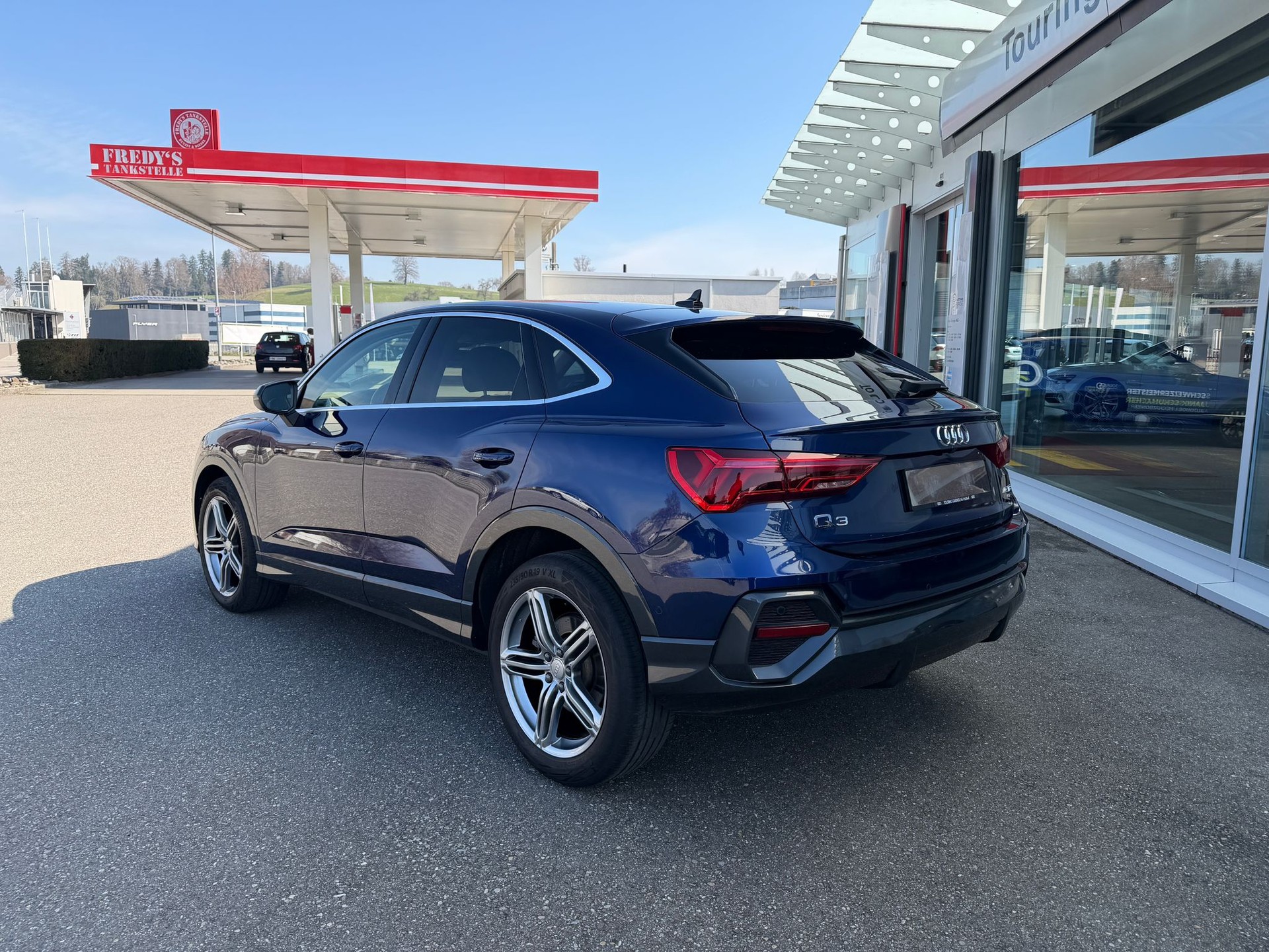 AUDI Q3 Sportback 45 TFSI S line quattro S-tronic-showroom-element-2