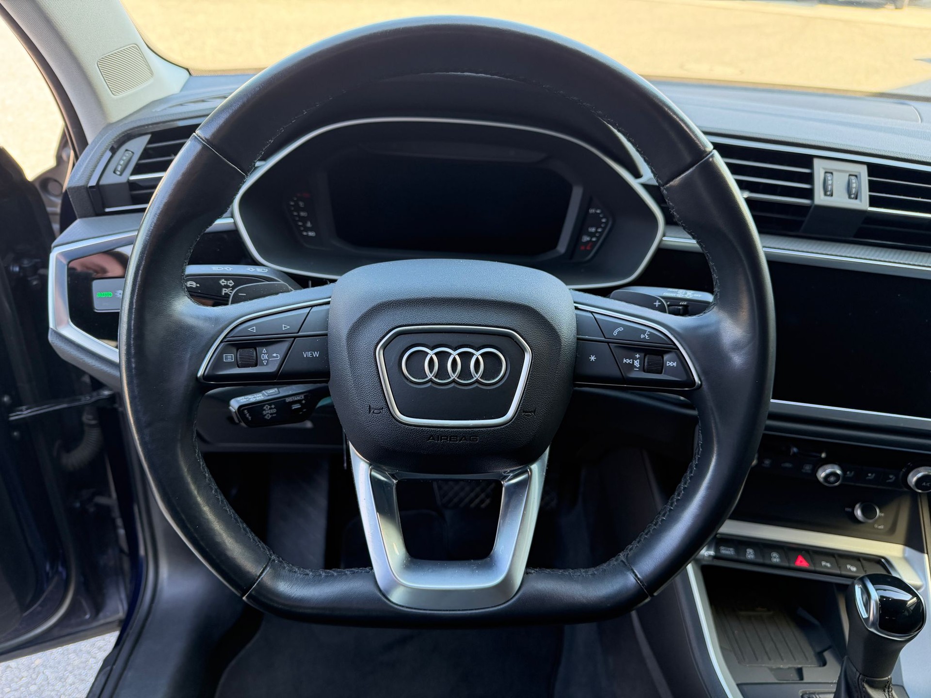 AUDI Q3 Sportback 45 TFSI S line quattro S-tronic-image-15