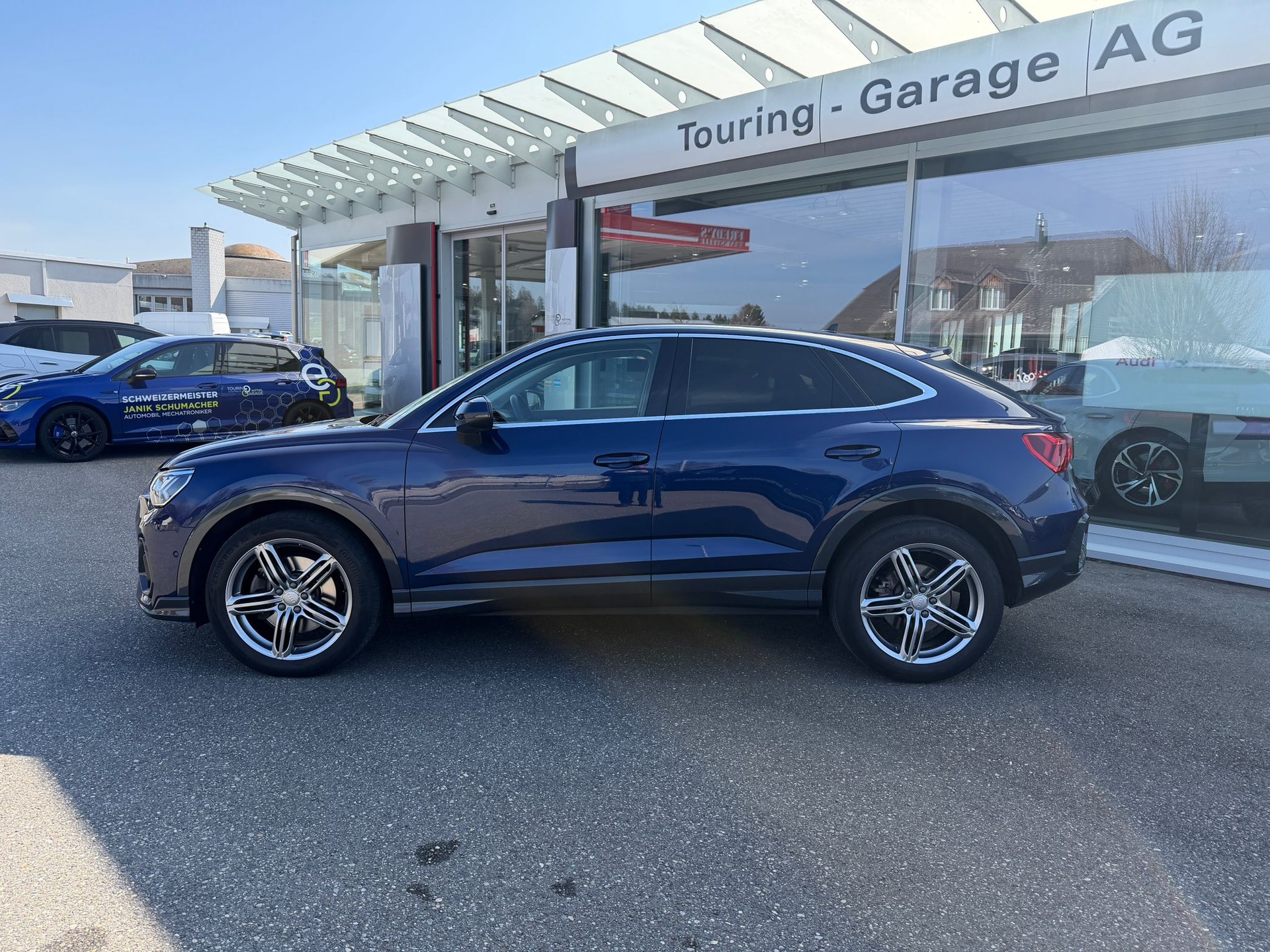 AUDI Q3 Sportback 45 TFSI S line quattro S-tronic-showroom-element-1