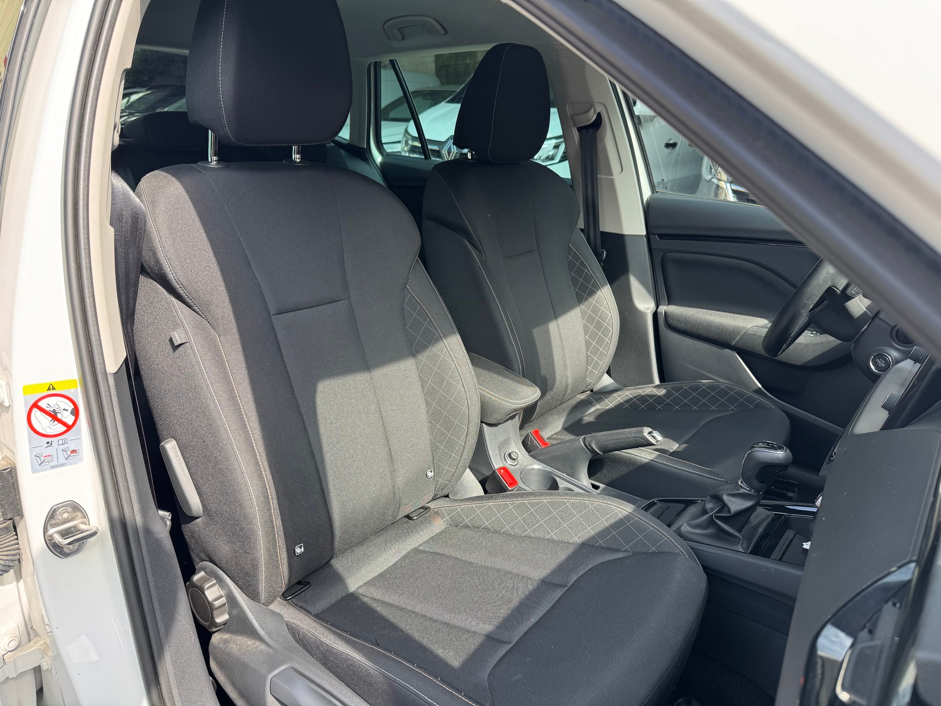 SKODA Kamiq 1.0 TSI Fresh DSG-image-9