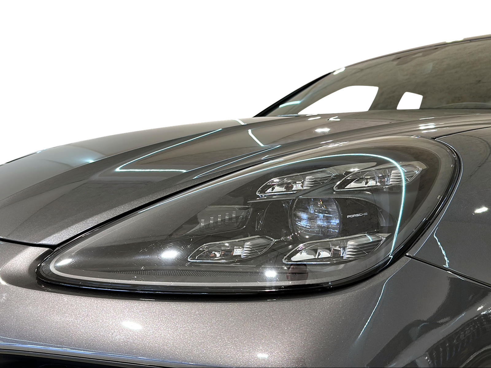 PORSCHE Cayenne Turbo-image-3
