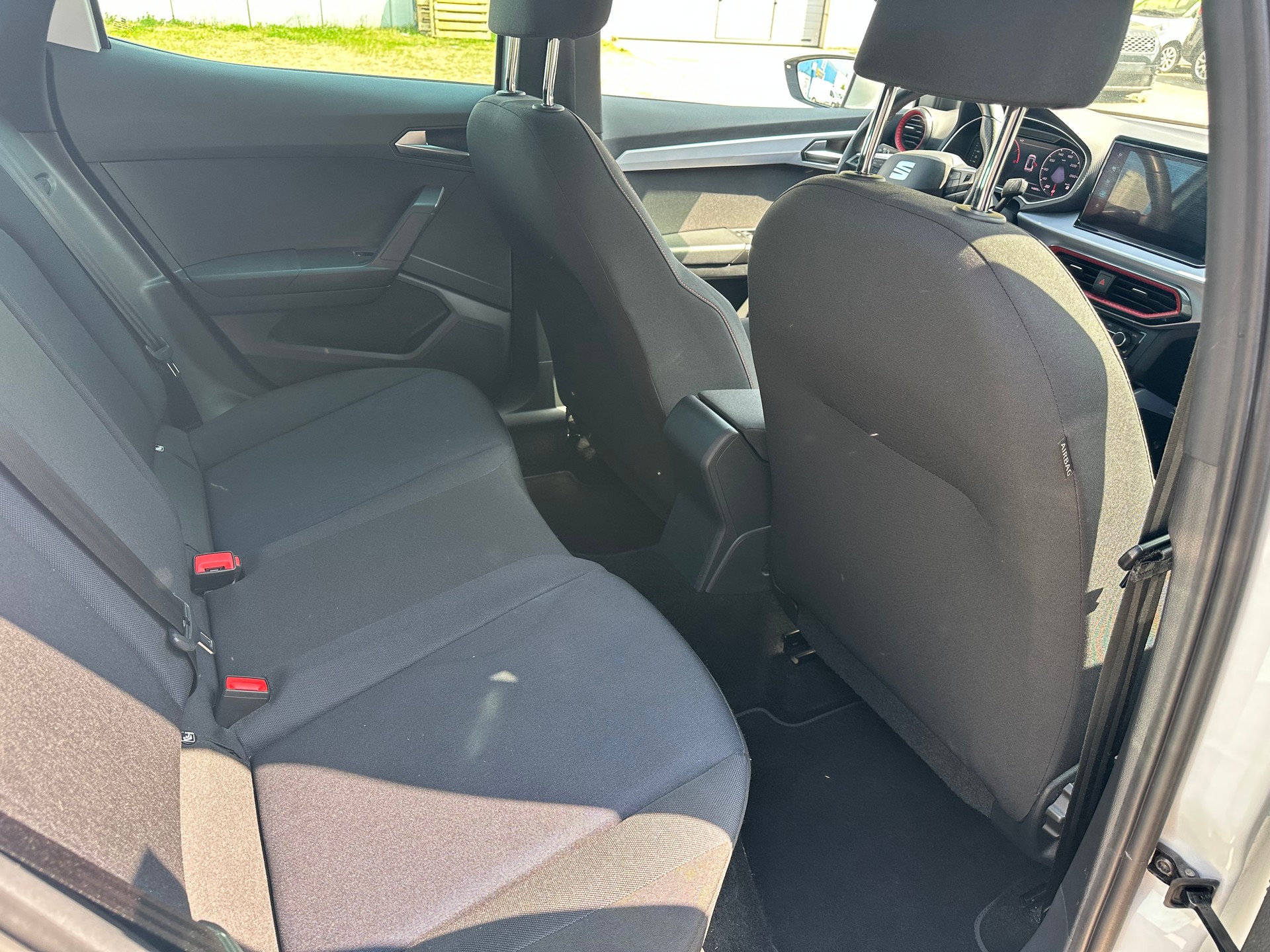 SEAT Arona 1.0 TSI Eco Style DSG-image-7