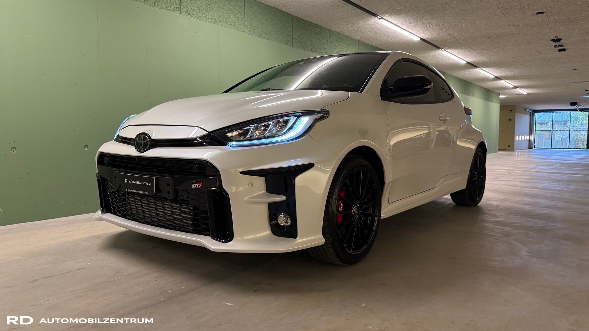 TOYOTA Yaris 1.6 GR Sport
