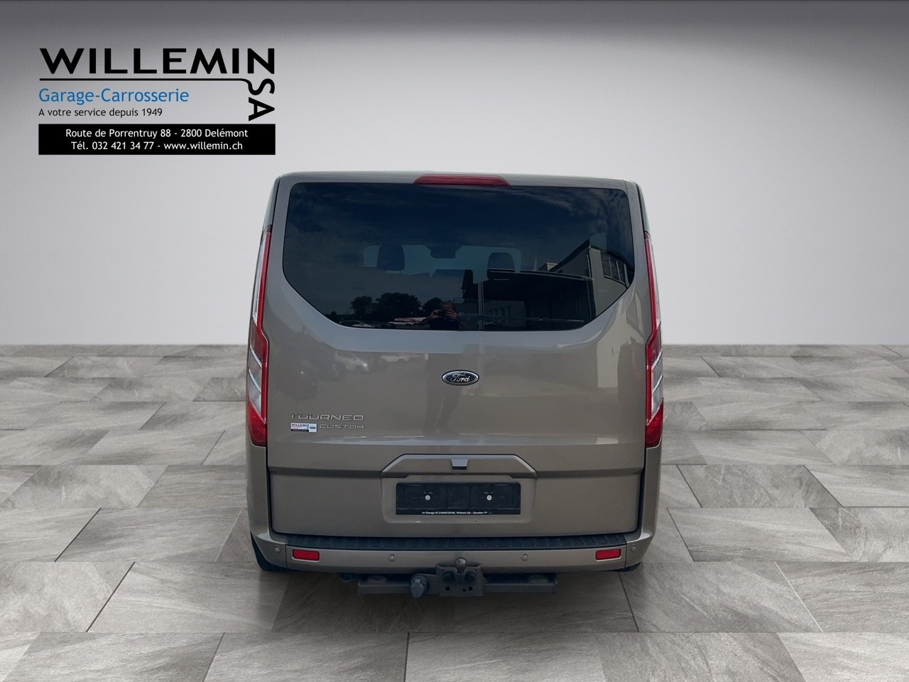 FORD Tourneo Custom 320 L2H1 Titanium-image-8