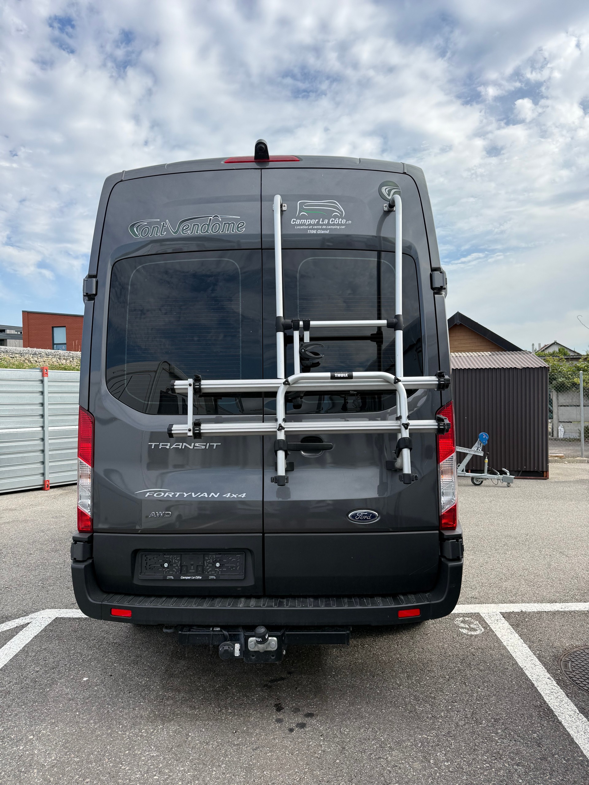 FORD Transit-image-3